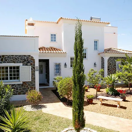 Villa Oliveira Family Bbq Pool