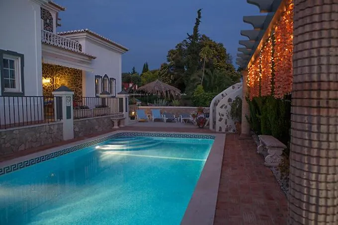 Oliveira Family Bbq Pool Villa *