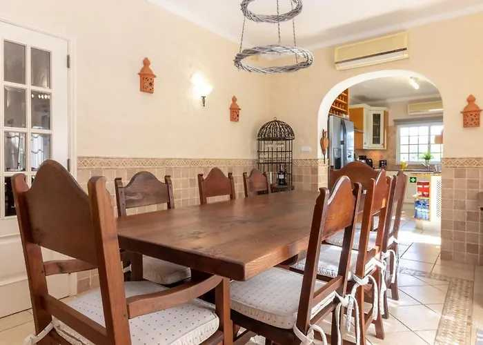 Villa Oliveira Family Bbq Pool Porches